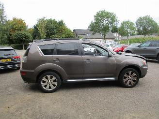 Mitsubishi Outlander 2.0 Edition Automaat REST BPM 400 EURO !!!! picture 8