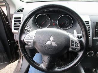 Mitsubishi Outlander 2.0 Edition Automaat REST BPM 400 EURO !!!! picture 20