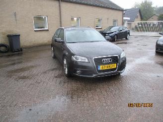 skadebil auto Audi A3 1.4 TFSI Amb PL.S AUT REST BPM 400 EURO !!!!!!! 2011/6