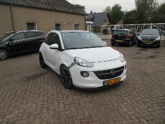 Auto incidentate Opel Adam 1.4 Glam 2013/9