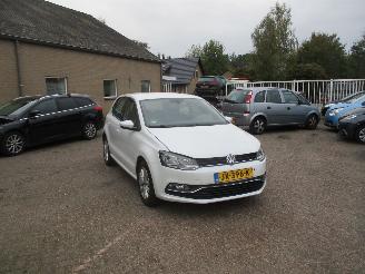 Schadeauto Volkswagen Polo 1.2 TSI Comfortline NAP 5drs 2016/7