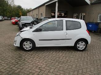 Renault Twingo 1.2-16V Authentique NAP picture 4