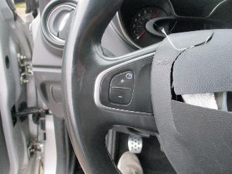 Renault Captur 0.9 TCe Edition one REST BPM 1000 EURO !!! NAP picture 25