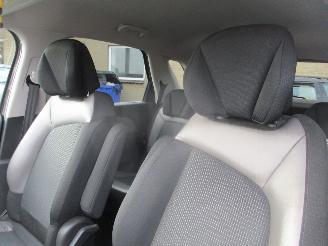 Citroën C4 PICASSO 1.6 e -THP Exclusive Aut picture 16