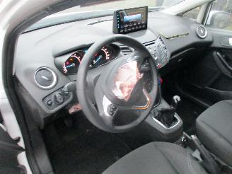 Ford Fiesta 1.0 Style 5drs picture 20