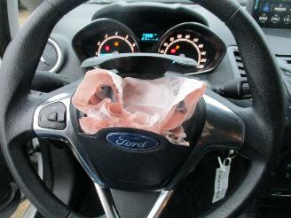 Ford Fiesta 1.0 Style 5drs picture 25