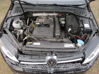Volkswagen Golf 1.2 TSI HighLine Aut NAP picture 14