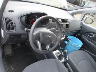 Kia Rio 1.2 CVVT Plus Pack Airco NAP picture 14