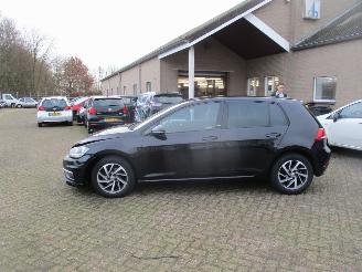Volkswagen Golf 1.0 TSI HighLine Business R picture 4