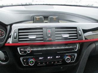 BMW 3-serie 330e LU.l High Executive picture 14