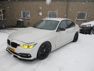 BMW 3-serie 330e LU.l High Executive picture 3