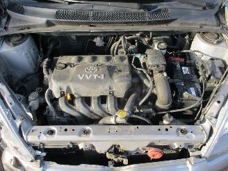 Toyota Yaris 1.5-16V VVT-i Sport picture 15