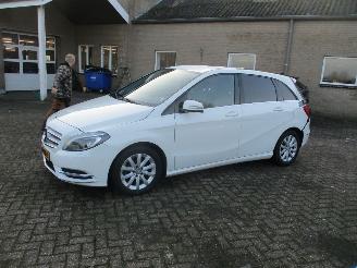 Mercedes B-klasse 180 Ambition REST BPM 500 EURO !!!!! picture 4