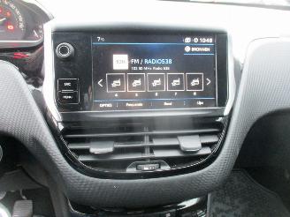 Peugeot 2008 1.5 BlueHD BL ALL picture 24
