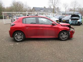 Peugeot 208 1.2 PureTech Allure picture 8