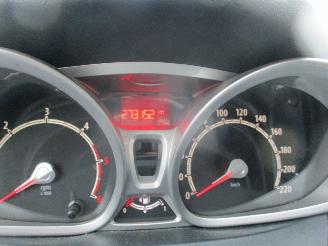 Ford Fiesta 1.6 TDCi ECO. Titan. picture 19