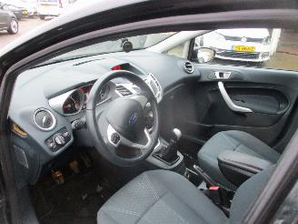 Ford Fiesta 1.6 TDCi ECO. Titan. picture 18