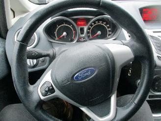 Ford Fiesta 1.6 TDCi ECO. Titan. picture 20