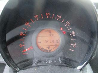 Toyota Aygo 1.0 VVT-i x-Play picture 16