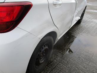 Toyota Yaris 1.0 VVT-i Now picture 12