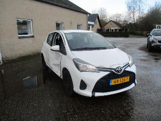 Schadeauto Toyota Yaris 1.0 VVT-i Now 2016/1