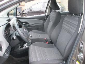 Toyota Yaris 1.3 VVT-i Orange Sport picture 28