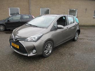 Toyota Yaris 1.3 VVT-i Orange Sport picture 3
