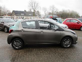 Toyota Yaris 1.3 VVT-i Orange Sport picture 8