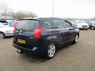 Peugeot 5008 2.0 HDiF GT 5p. picture 7