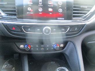 Opel Insignia GRAND SPORT 1.5 T Business Exe picture 30