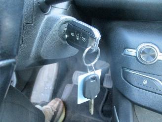 Peugeot 308 1.6 BlueHDi BL. Pre. REST BPM € 300,-!!! picture 31