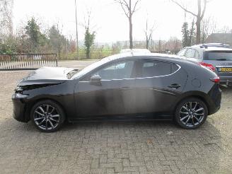 Mazda 3 2.0 SA-G Comf. Bose picture 4