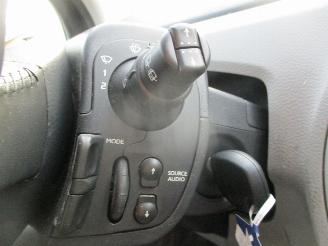 Renault Modus 1.6-16V Tech Road picture 29