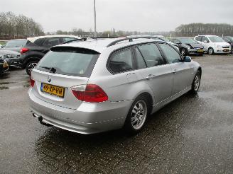 BMW 3-serie 320i High Executive picture 7