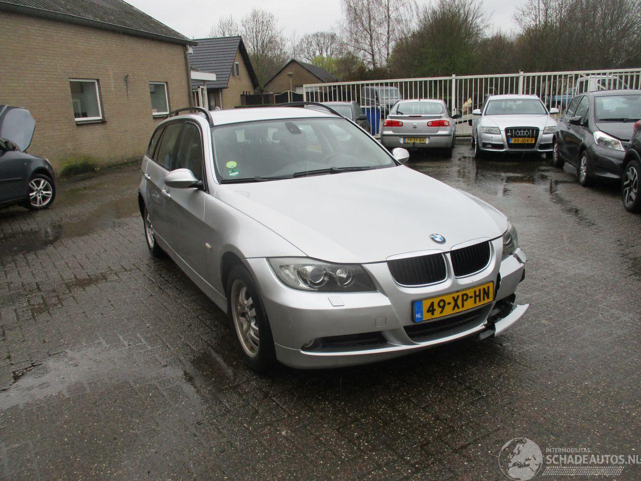 BMW 3-serie 320i High Executive