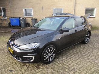 Volkswagen e-Golf E-DITION picture 3