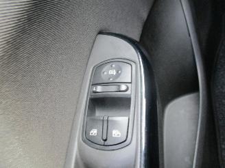 Opel Corsa 1.0 Turbo Edition REST BPM €300,-!!! picture 25