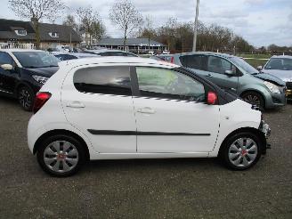 Citroën C1 1.2 PureTech Airscape Shine picture 8