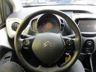 Citroën C1 1.2 PureTech Airscape Shine picture 15