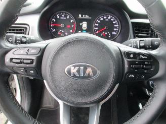 Kia Stonic 1.0 T-GDi MHEV Dyn+L REST BPM €1000,-!!! picture 19