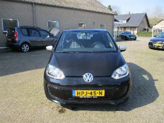Volkswagen Up! 1.0 high up! BlueM. REST BPM €250,-!!! picture 2