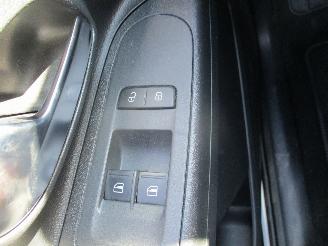 Volkswagen Up! 1.0 high up! BlueM. REST BPM €250,-!!! picture 22