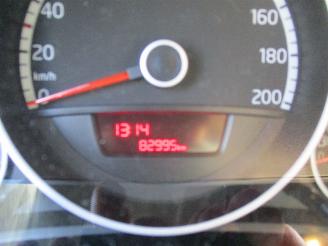 Volkswagen Up! 1.0 high up! BlueM. REST BPM €250,-!!! picture 14