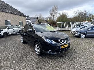 Voiture accidenté Nissan Qashqai 1.6 Tekna 17 REST BPM €400,-!!! 2017/4