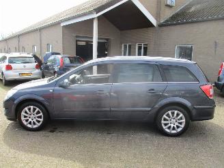 Opel Astra STATION WAGON 1.6 Temptation picture 4