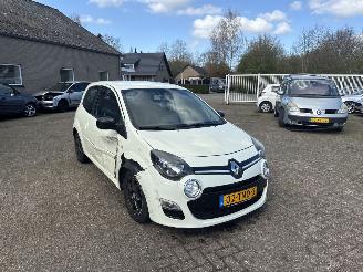 Avarii autoturisme Renault Twingo 1.2 16V Dynamique 2012/3