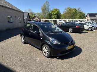 krockskadad bil auto Toyota Aygo 1.0-12V 2006/11