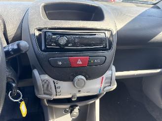 Toyota Aygo 1.0-12V picture 28