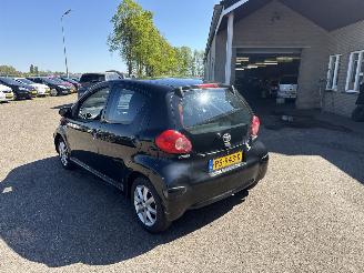 Toyota Aygo 1.0-12V picture 6