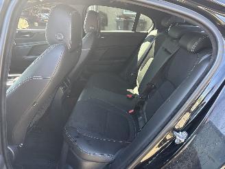 Jaguar XE 2.0t Prestige REST BPM €5000,-!!! picture 36